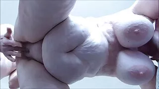 කැමරාව මත සැමියා චිත්රපට මගුලේ busty බිරිඳ